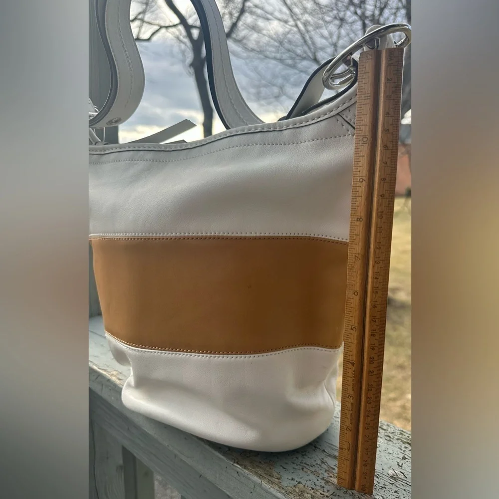 COACH Authentic Old Money Leather Rugby Duffle Bucket White Camel Purse F-13357